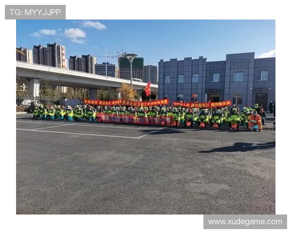 京多安领衔新赛季挑战豪门球队展现个人风采与团队协作的完美结合